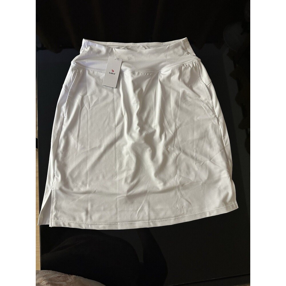 Baleaf Tennis /Golf Skirt Skort White  Pockets Size S Length 21” Waist 26